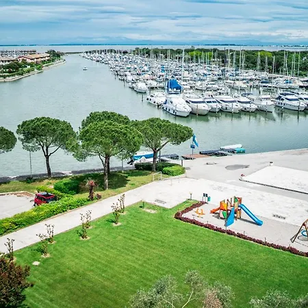 Top 44 - Adria Marina Costa Nord Adriatica Lejlighed *